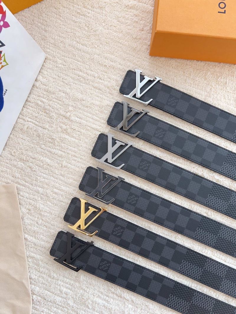 l0vis Vvtt0n belts
